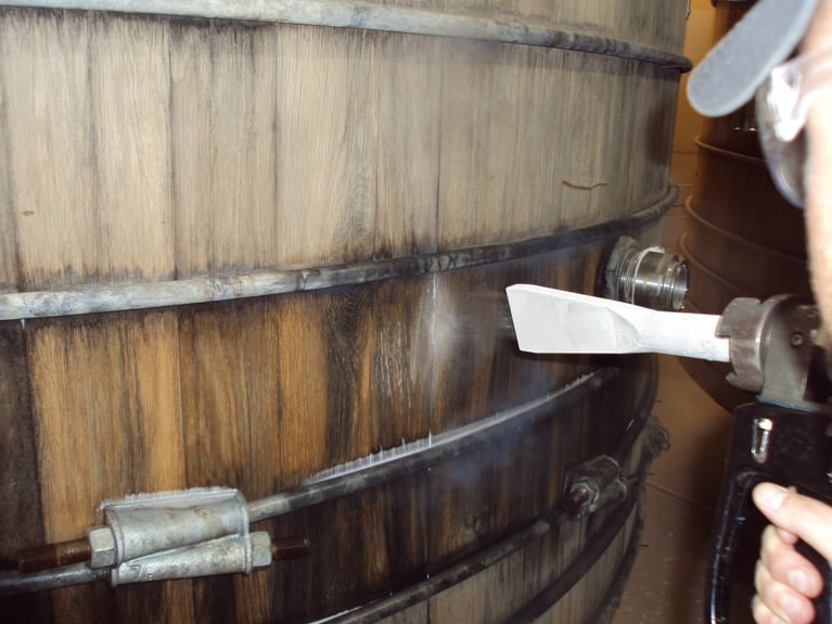 Das Geheimnis hinter dem einzigartigen Geschmack: Wie Dogfish Head Brauerei seine Holzfässer rettete